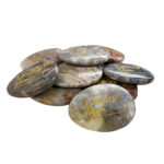 bamboe worry stone